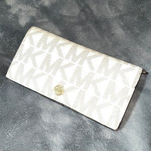 MICHAEL Michael Kors Jet Set Snap Wallet